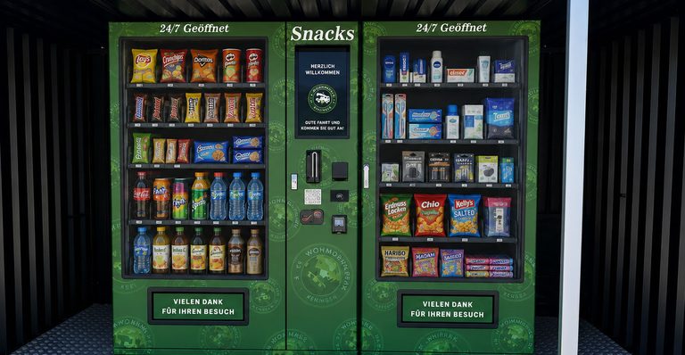 Verkaufsautomat für Snacks und Getränke (Symbolfoto)