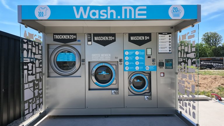 Wash.ME Waschstation mit Waschmaschinen und Trockner